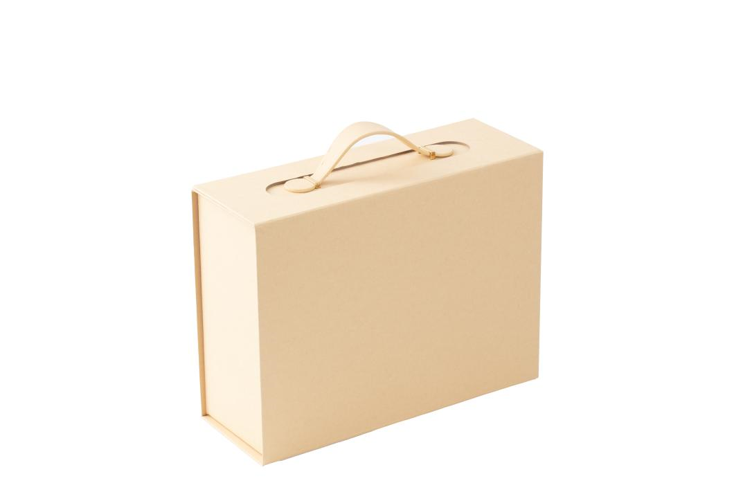 Folding portable box