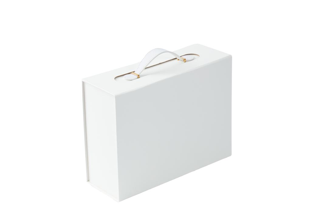 Folding portable box